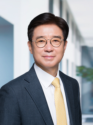 Dong Cheol Lee
