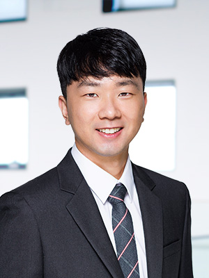Hyun Woo Cho