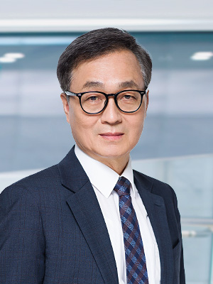 Woo-Pyeong Yang