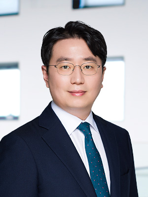 Yun Wang